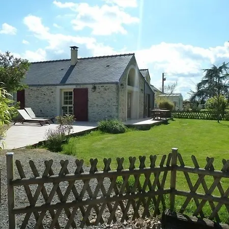 Au Bas Chalonge D'hotes 3*